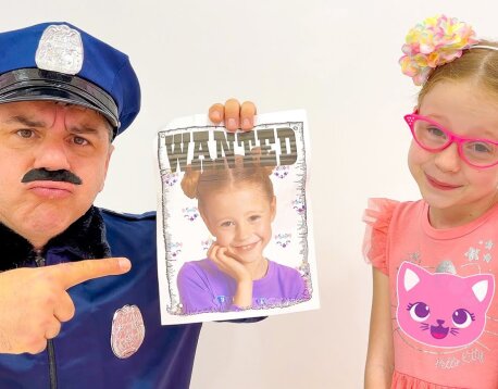Nastya and dad in the police chase story