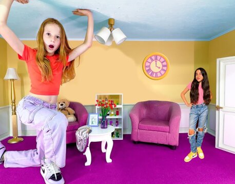 Nastya and Evelyn in wonderland