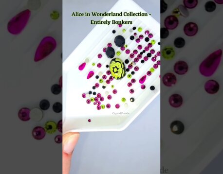 Alice’s Magical Dreams: Walking on Ceilings, Giant Objects, and Playing Invisible! 🌟
