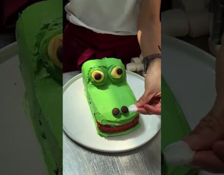 Sweet Carnival: Shower of Sweets, Unusual Cakes and Pasta! 🍭🎂