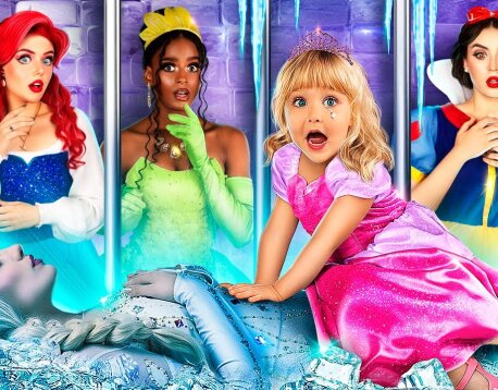 Принцессы Disney расследует убийство! Принцессы в реальной жизни!