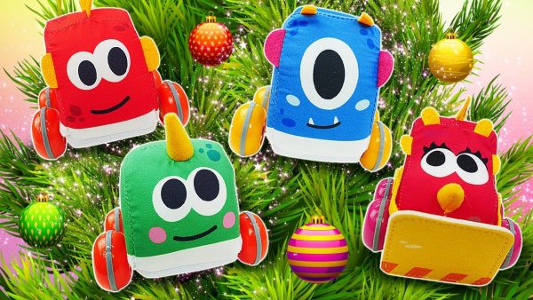 Новый Год с машинками Мокас: сажаем елки! Развивающие мультики для детей про игрушки