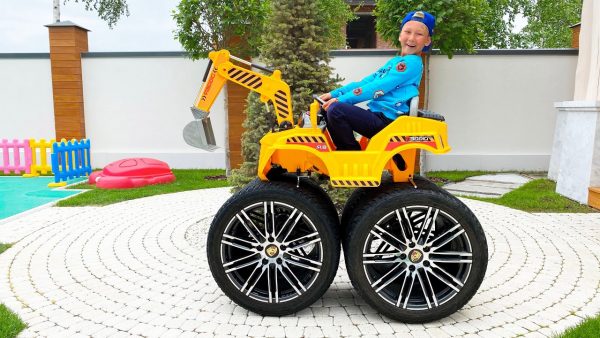 Super Senya and his Children’s Tractor with Huge Wheels