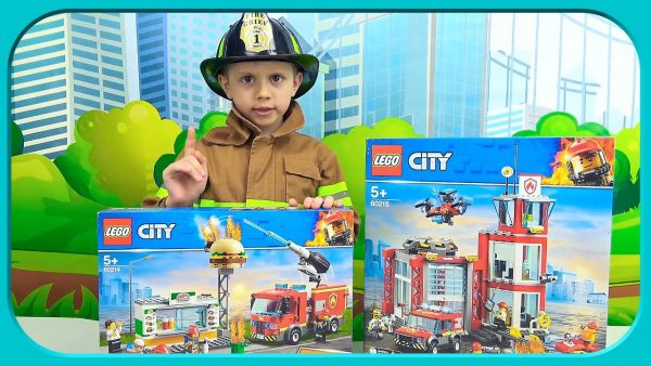 Пожарный Даник собирает Lego Пожарную часть с машинами