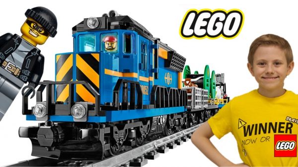 ЛЕГО ПОЕЗДА и интересные LEGO ИСТОРИИ для детей — Лего полиция против лего бандитов и супергерои