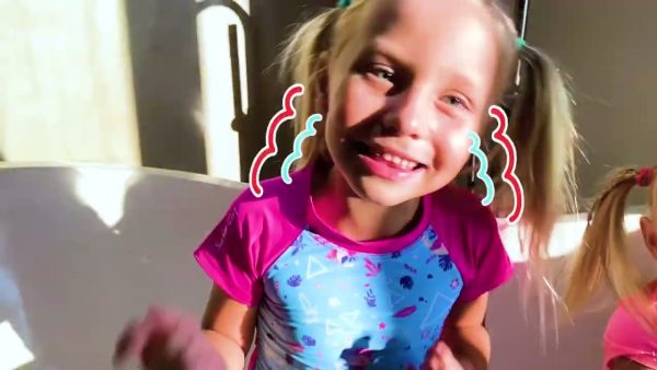 🌟 Adventures with Dad: Escaping the Mystical Museum Maze! 🏰👻