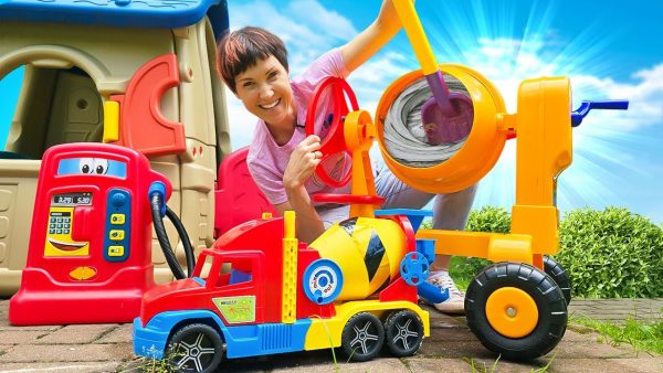 Капуки машины – Бетономешалка – Веселые игры с машинками и Машей Капуки Кануки для малышей